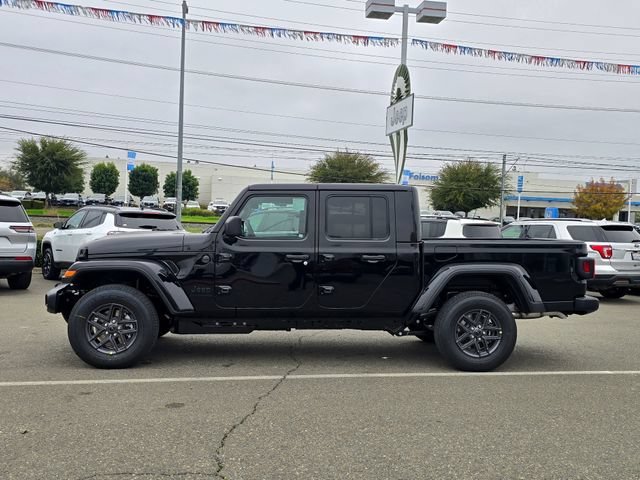 New 2026 Jeep Gladiator Sport AWD/4WD image 8