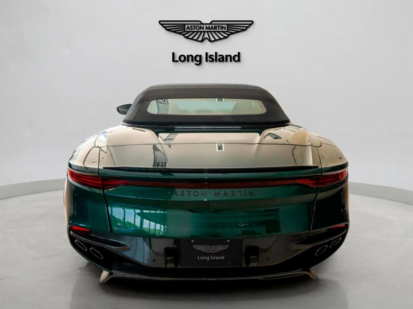 Used 2021 Aston Martin DBS Superleggera Volante image 10