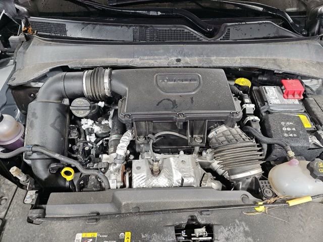 Used 2025 Jeep Compass Trailhawk image 18