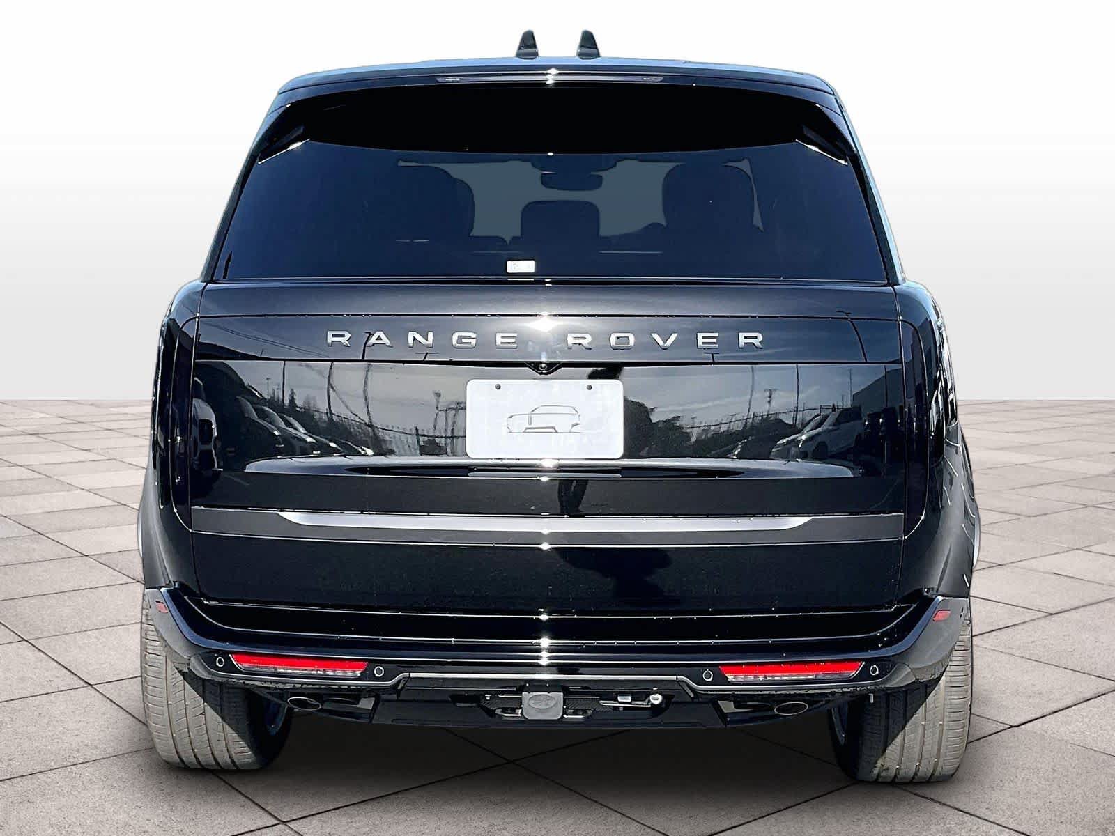New 2025 Land Rover Range Rover Long Wheelbase SE AWD/4WD image 6