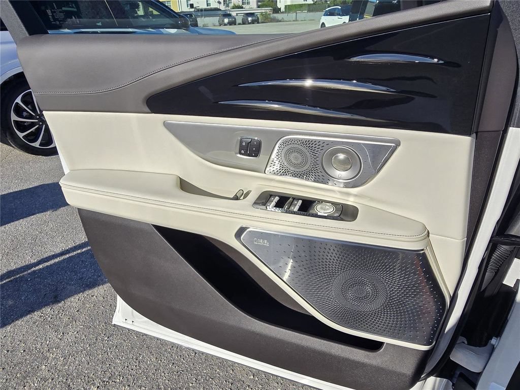 New 2026 Lincoln Nautilus Black Label AWD/4WD image 15