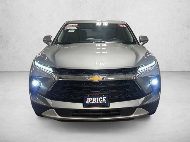 Used 2026 Chevrolet Blazer LT FWD image 2
