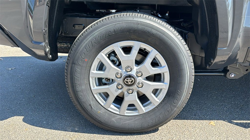 New 2025 Toyota Tacoma SR5 image 12