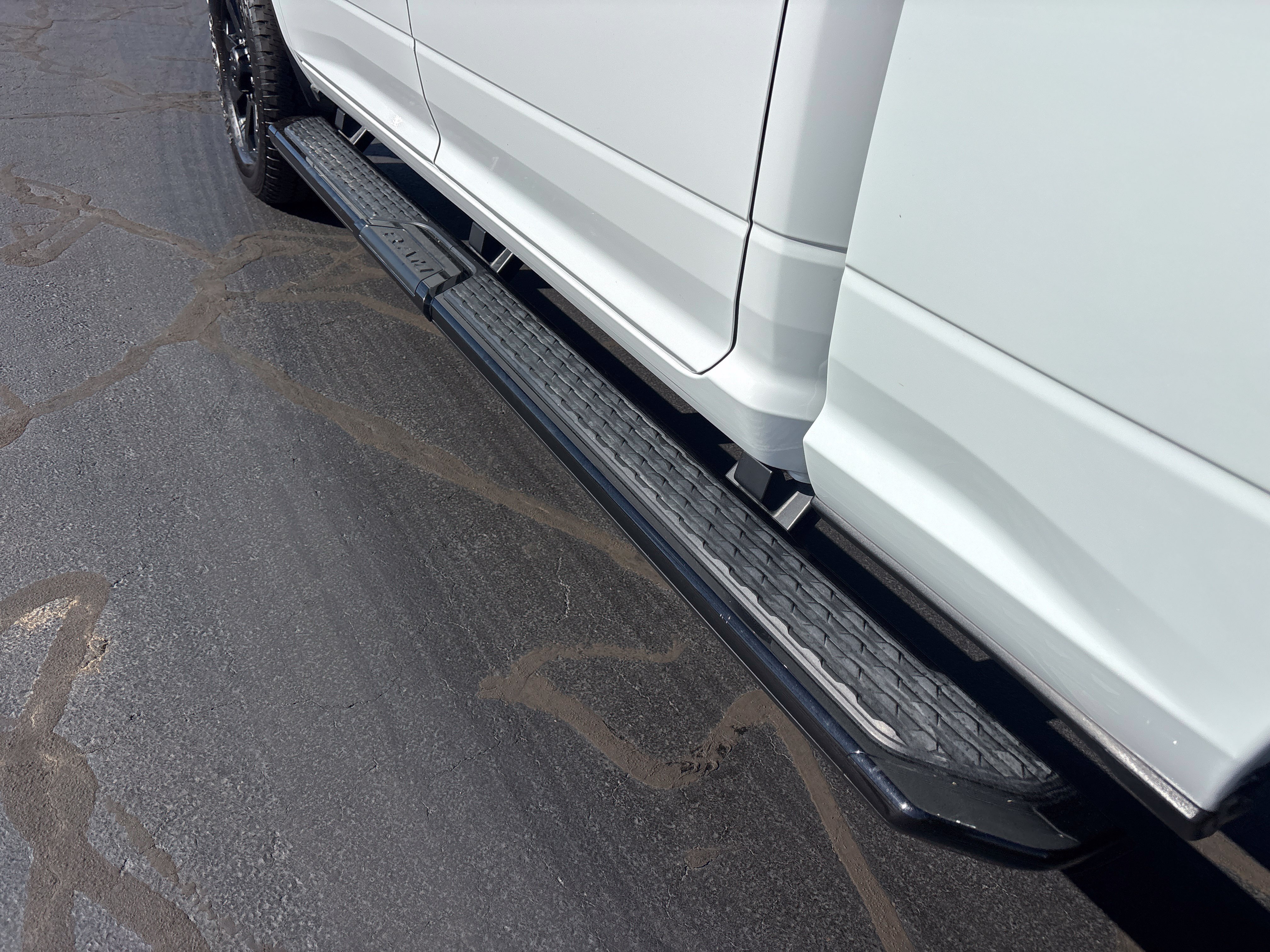 Used 2025 RAM 2500 Laramie w/ Night Edition AWD/4WD image 9