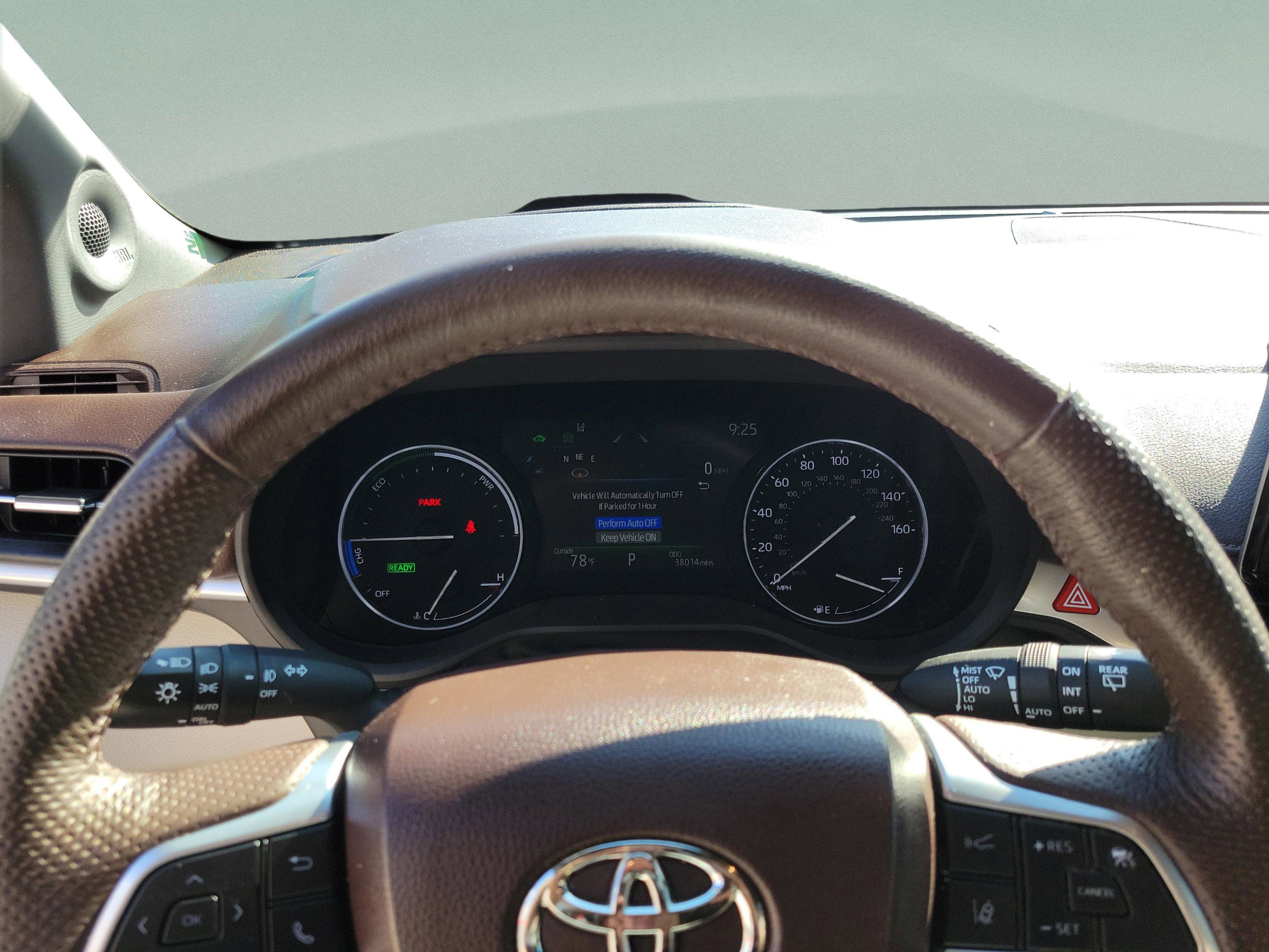 Certified 2023 Toyota Sienna Platinum FWD image 19