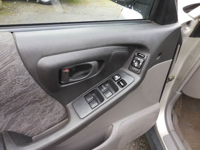 Used 2000 Subaru Forester L image 6