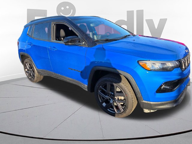 New 2026 Jeep Compass Limited w/ Sun, Sound & Navigation Group AWD/4WD image 3