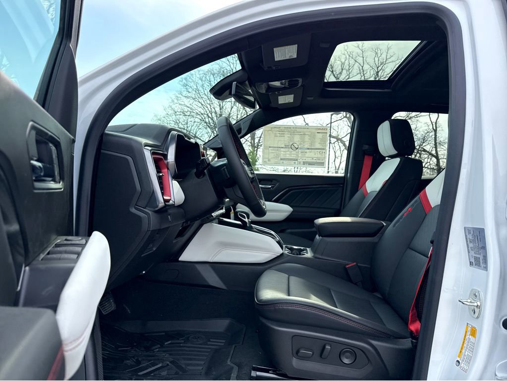 New 2026 GMC Canyon AT4X AWD/4WD image 8