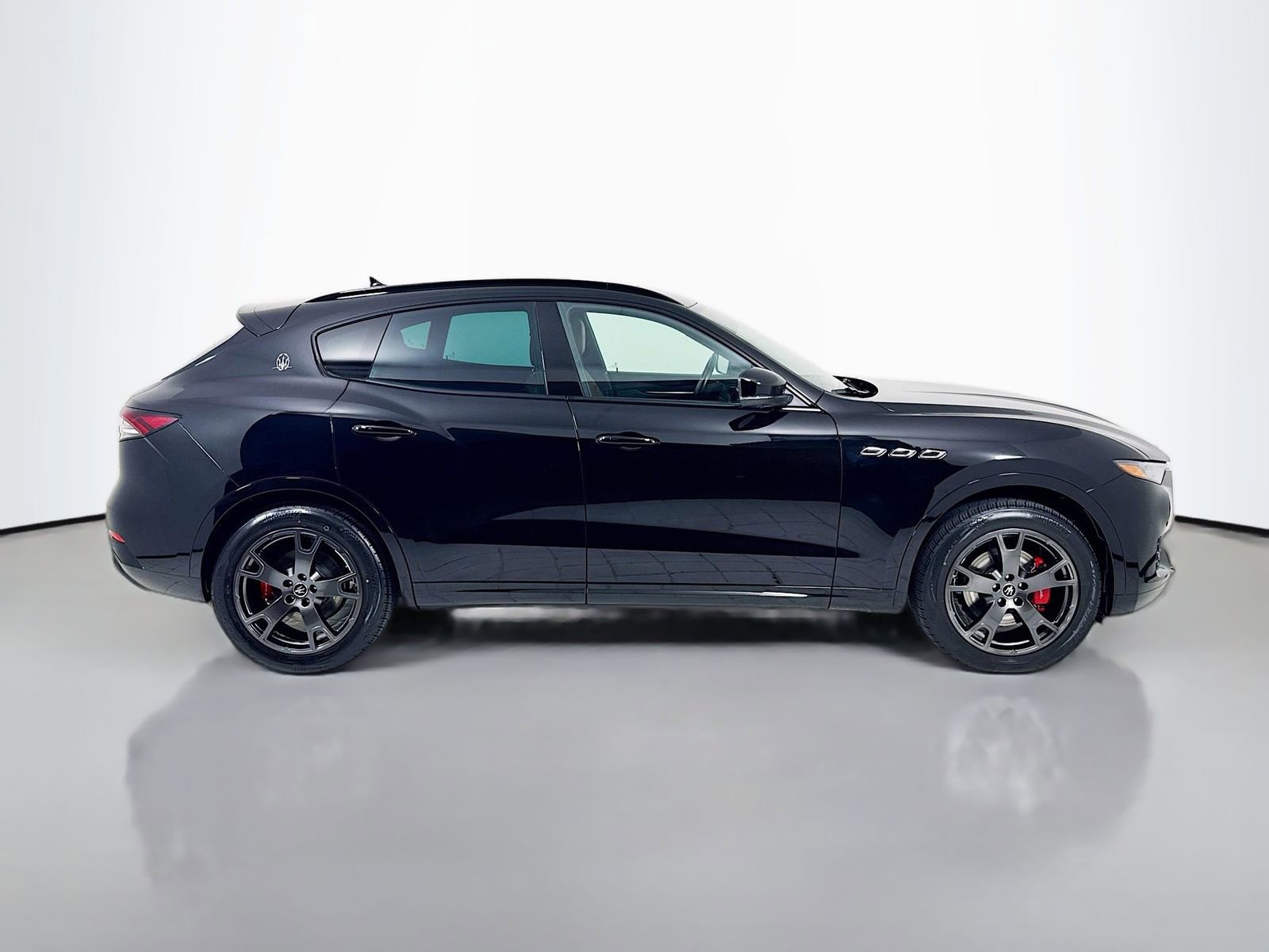 Used 2021 Maserati Levante image 8