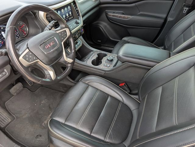 Used 2021 GMC Acadia Denali w/ Denali Technology Package image 10
