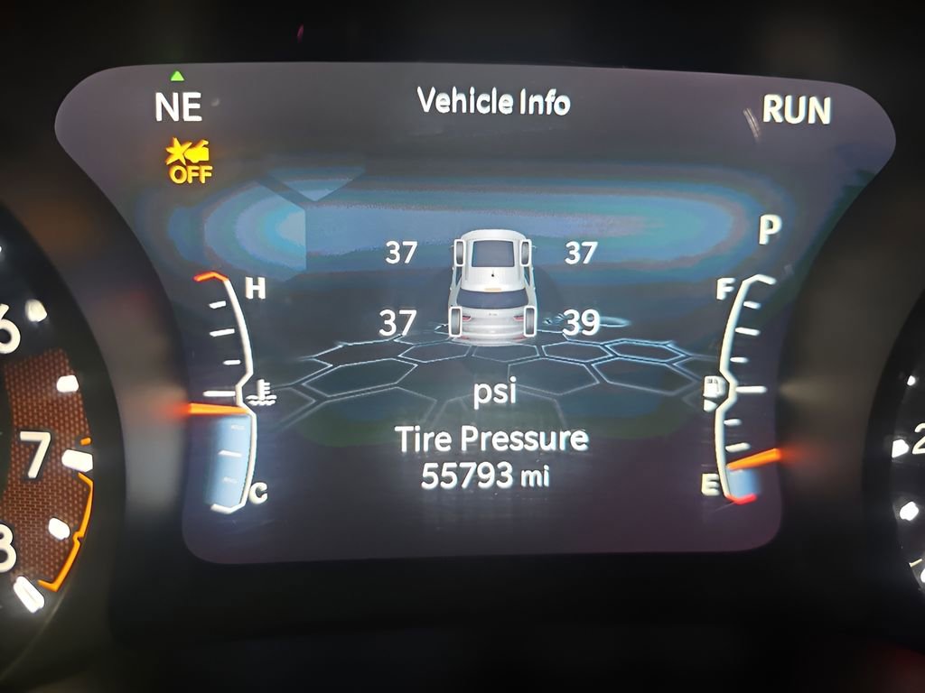 Used 2023 Jeep Compass Trailhawk image 15