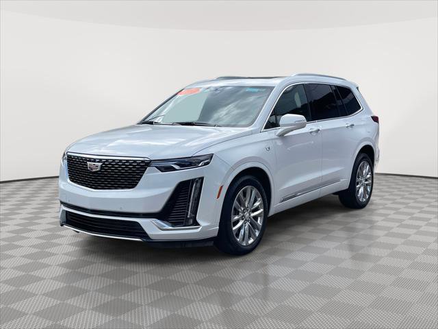 Used 2023 Cadillac XT6 Premium Luxury image 3
