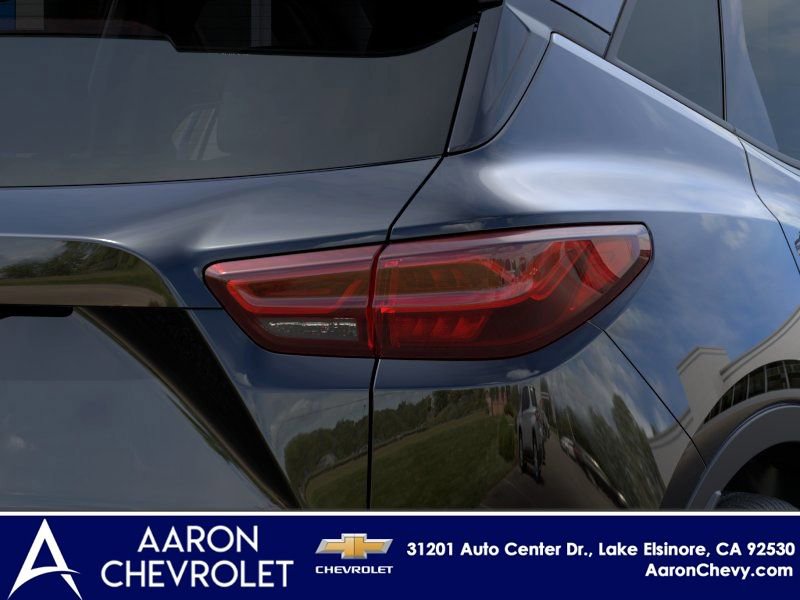 New 2026 Chevrolet Blazer LT w/ LPO, Black Sport Package FWD image 11