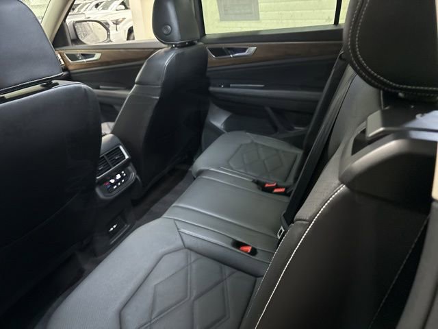 Used 2024 Volkswagen Atlas SE image 15
