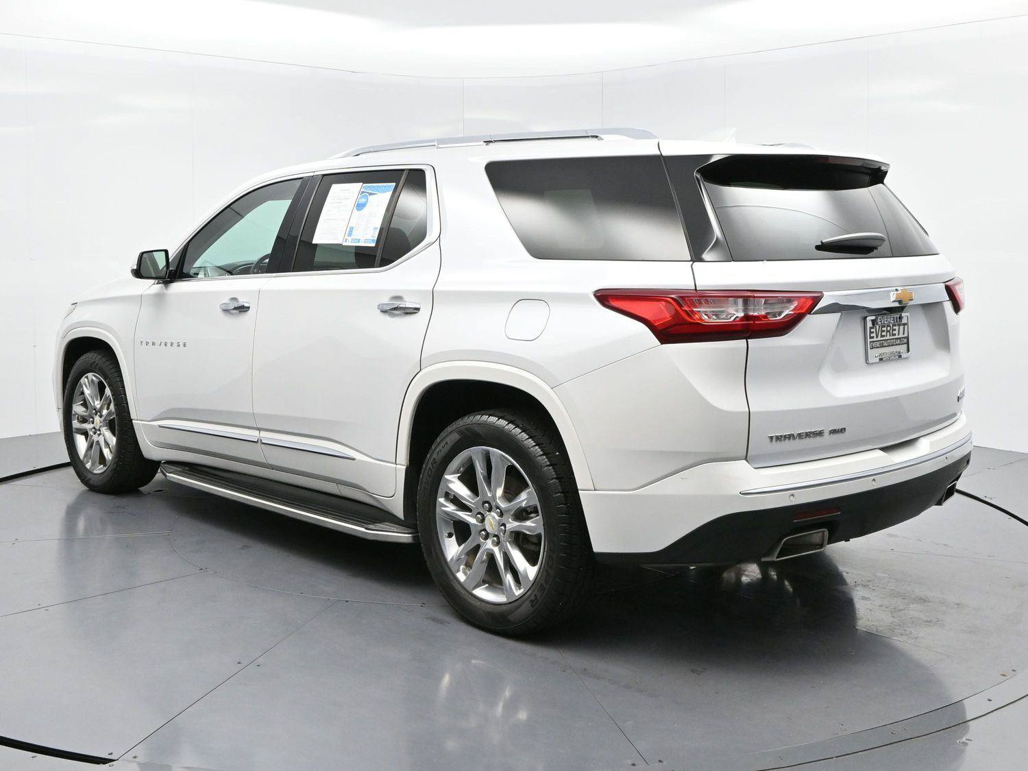 Used 2019 Chevrolet Traverse High Country w/ LPO, Floor Liner Package AWD/4WD image 5