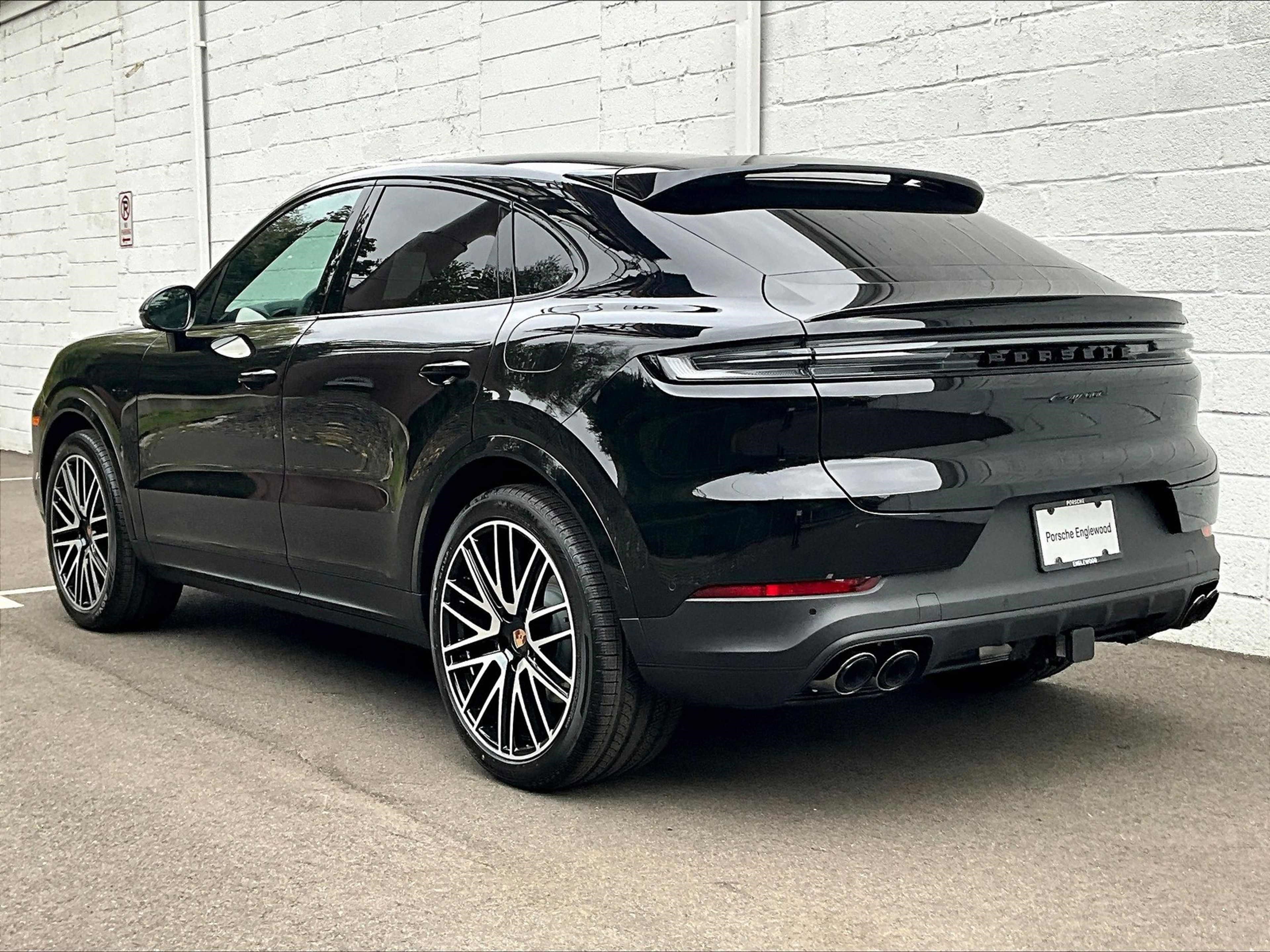 New 2026 Porsche Cayenne E-Hybrid image 3