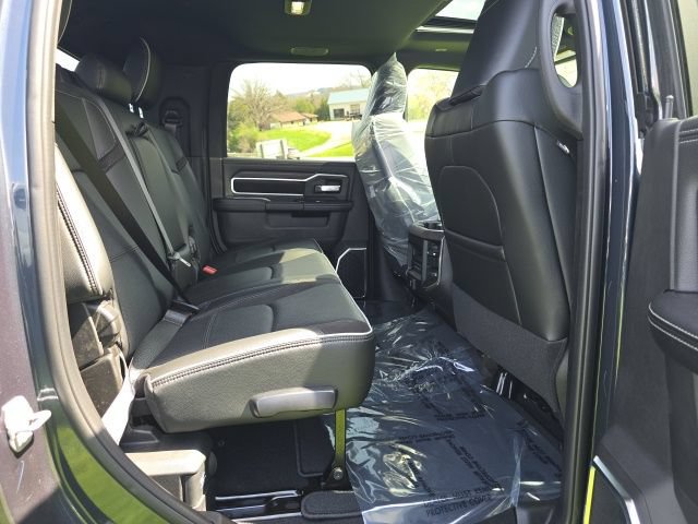 New 2026 RAM 2500 Laramie AWD/4WD image 28