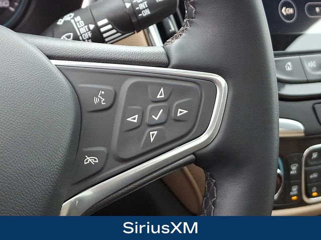 Used 2024 Chevrolet Equinox Premier AWD/4WD image 8