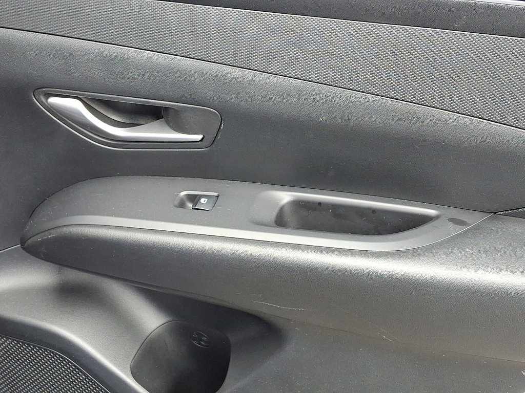 Used 2022 Hyundai Tucson SEL w/ Cargo Package image 14