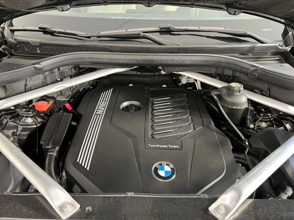 Used 2019 BMW X5 xDrive40i w/ Premium Package 2 AWD/4WD image 18