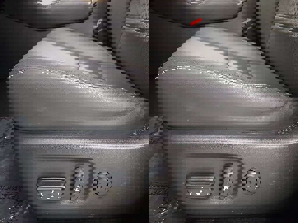 Used 2019 Lexus NX 300h AWD w/ Premium Package image 31