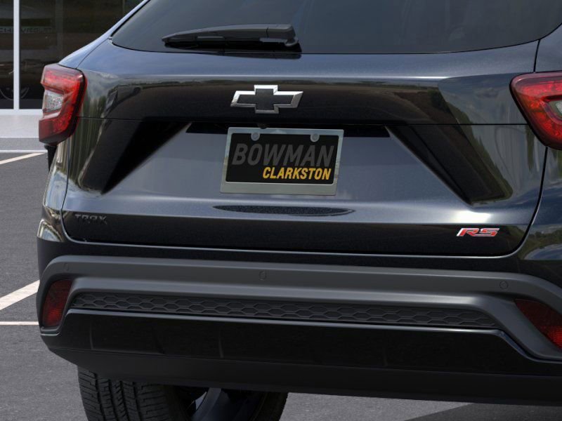 New 2026 Chevrolet Trax RS w/ Sunroof Package image 14
