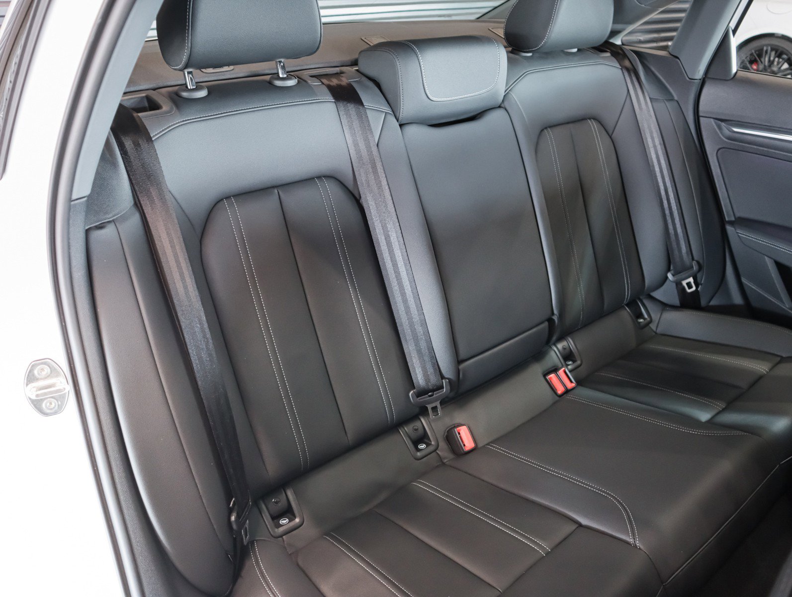 Certified 2025 Audi A3 2.0T Premium w/ Black Optic Package image 11