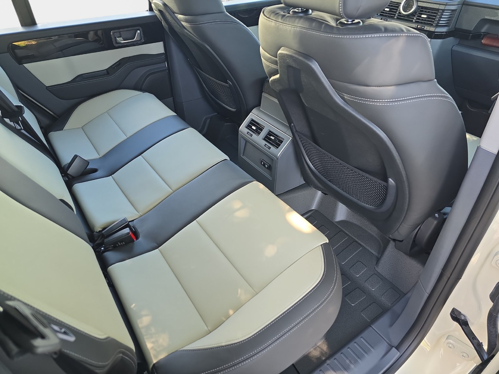 New 2026 INEOS Grenadier Station Wagon AWD/4WD image 10