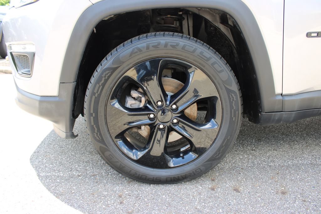 Used 2021 Jeep Compass Latitude w/ Sun and Sound Group AWD/4WD image 28