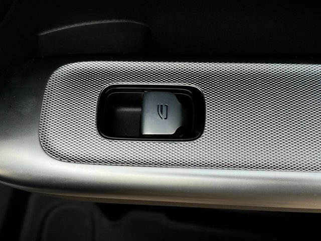 Certified 2025 Mercedes-Benz GLC 350e 4MATIC image 21