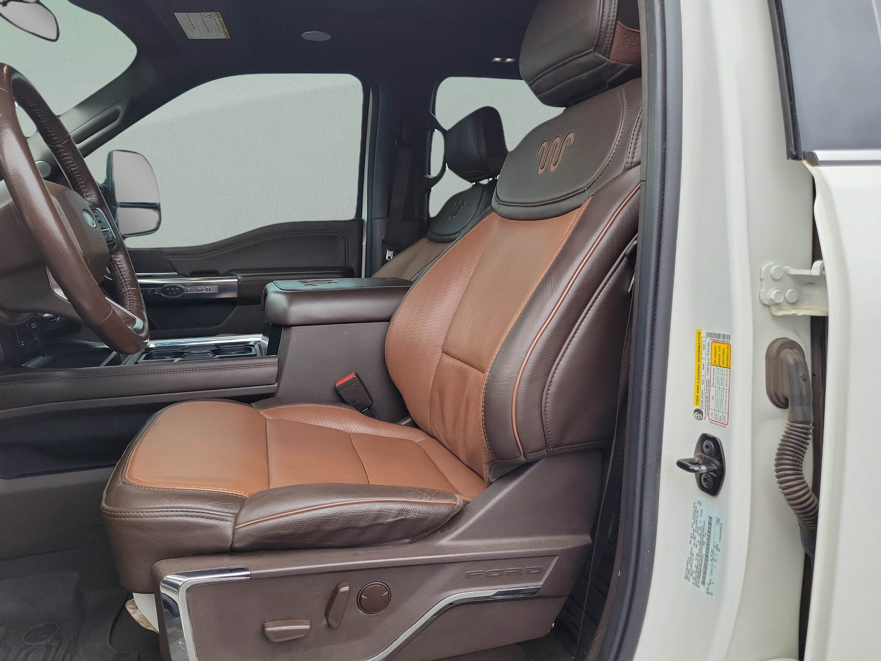 Used 2023 Ford F250 King Ranch w/ Chrome Package AWD/4WD image 15