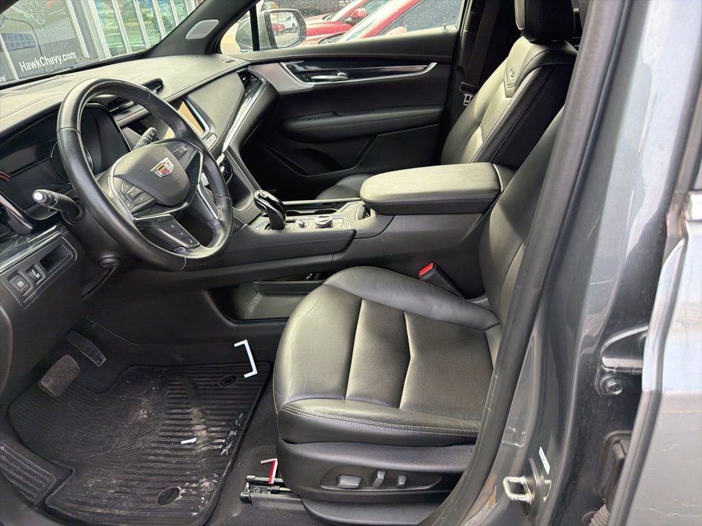 Used 2022 Cadillac XT5 Premium Luxury image 6
