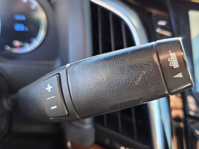 Used 2019 Cadillac Escalade Premium Luxury AWD/4WD image 41