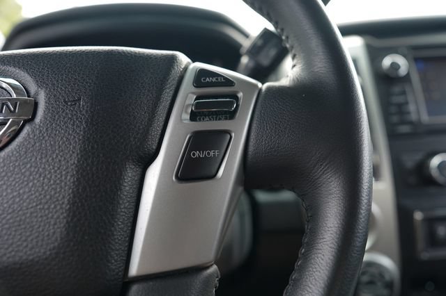 Used 2016 Nissan Titan SL AWD/4WD image 26