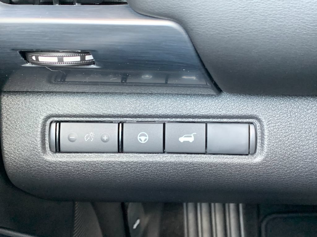 New 2026 Nissan Pathfinder SL w/ SL Premium Package FWD image 22
