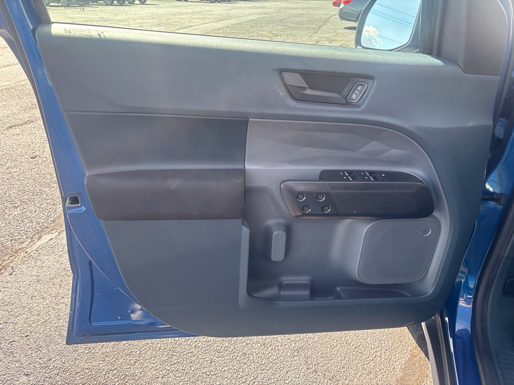 Used 2024 Ford Maverick XL FWD image 8