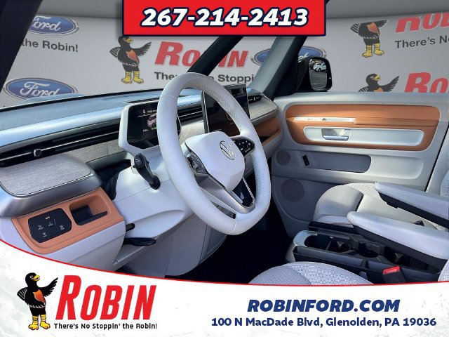 Used 2025 Volkswagen ID. Buzz 1st Edition w/ Cupholders Package AWD/4WD image 17