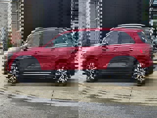 Used 2026 Mercedes-Benz GLB 250 image 5