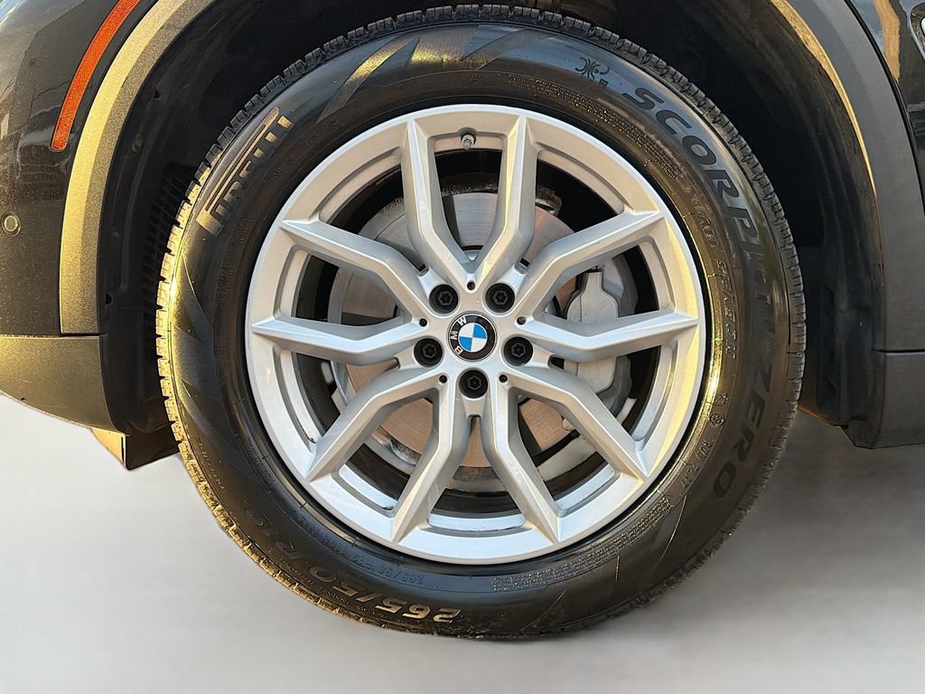 Used 2020 BMW X5 xDrive40i w/ Convenience Package image 43