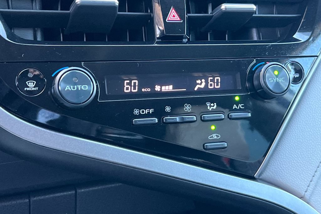 Certified 2022 Toyota Camry SE w/ Convenience Package FWD image 21