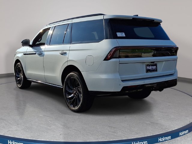 New 2027 Lincoln Navigator Reserve w/ Jet Appearance Package AWD/4WD image 6