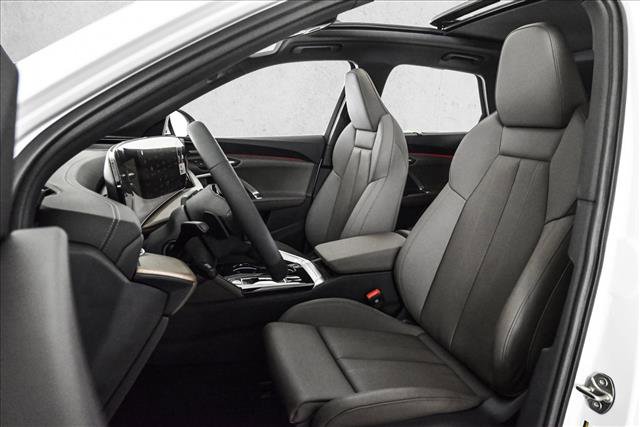 New 2025 Audi Q5 Premium Plus image 17