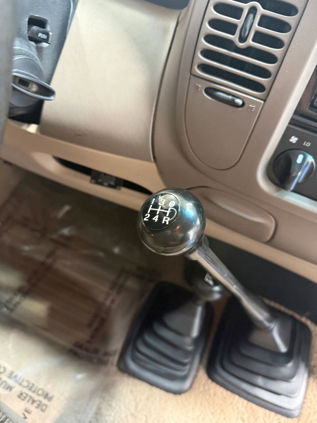 Used 1998 Ford F150 4x4 Regular Cab image 32