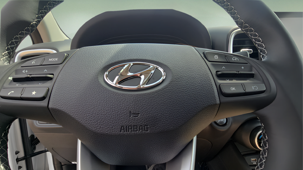 New 2026 Hyundai Venue SEL FWD image 12