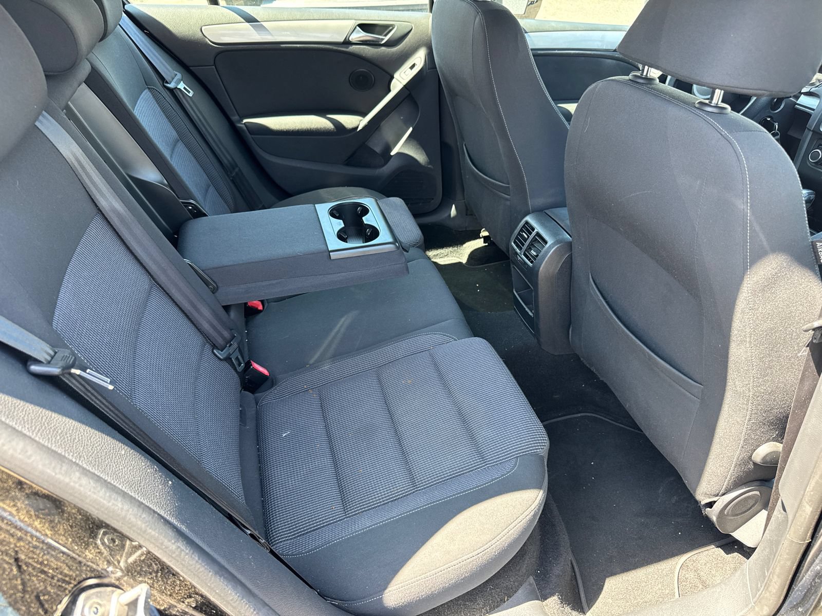 Used 2013 Volkswagen Golf 4-Door FWD image 11