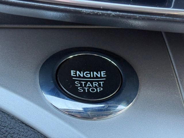 Certified 2022 Ford Explorer XLT w/ Equipment Group 202A image 16