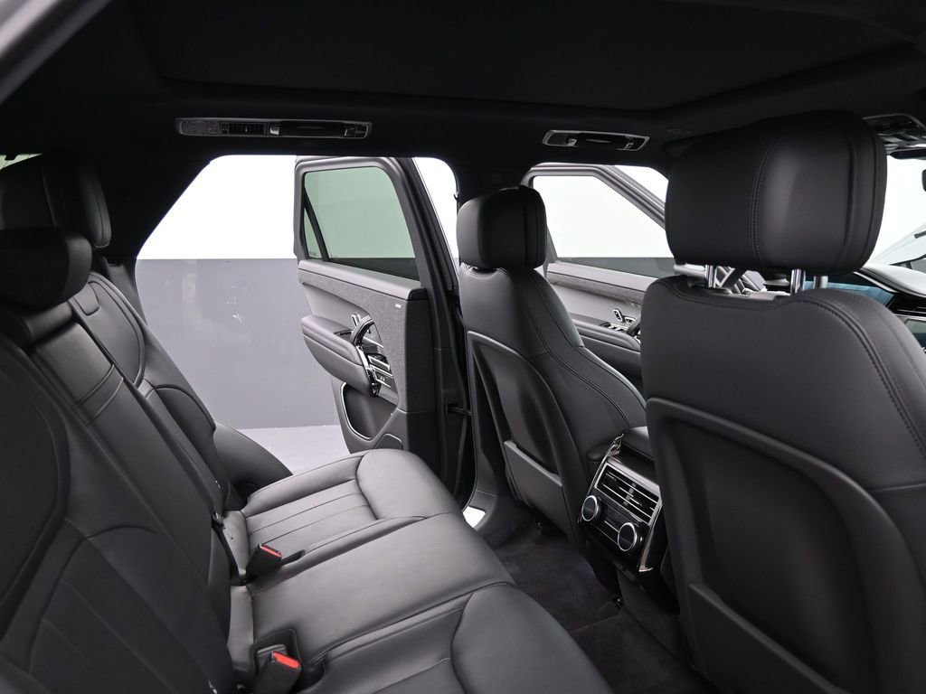 Used 2024 Land Rover Range Rover Sport Dynamic SE image 13