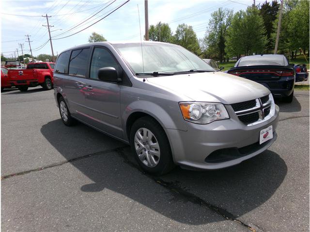 Used 2017 Dodge Grand Caravan SE FWD image 14