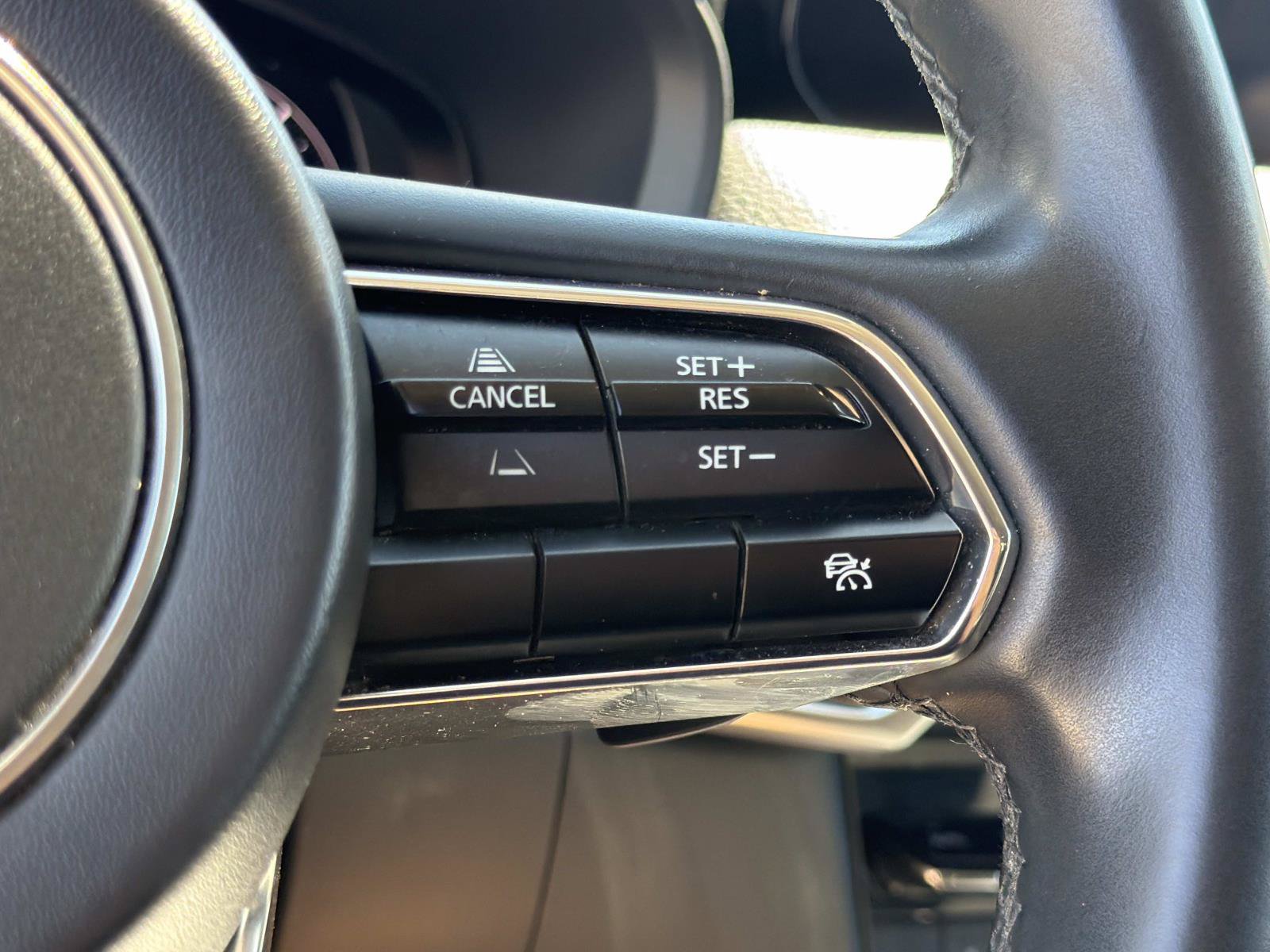 Used 2024 MAZDA CX-90 Plug-In Hybrid w/ Premium Pkg AWD/4WD image 10
