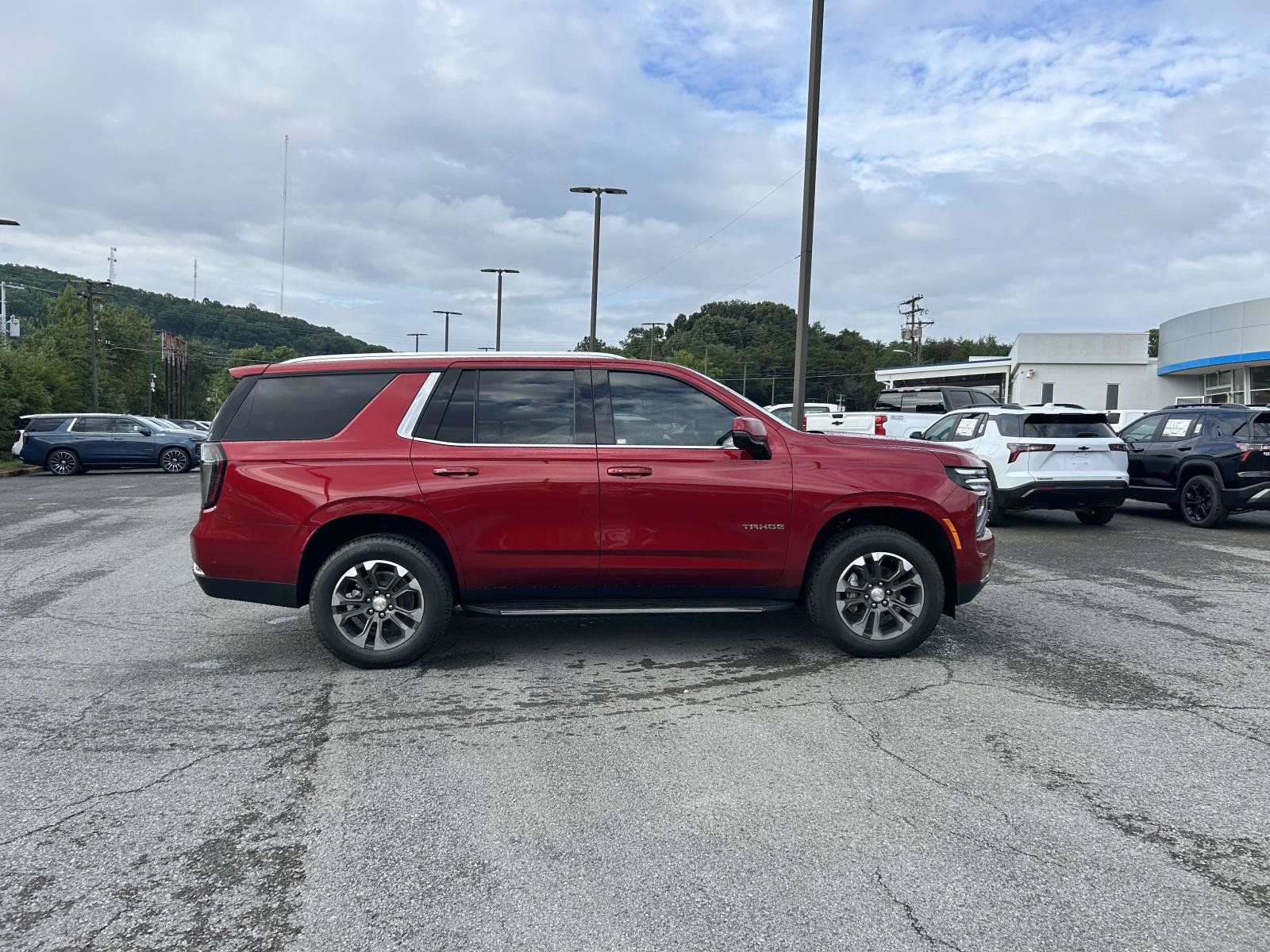 New 2026 Chevrolet Tahoe LT w/ Comfort Package AWD/4WD image 4